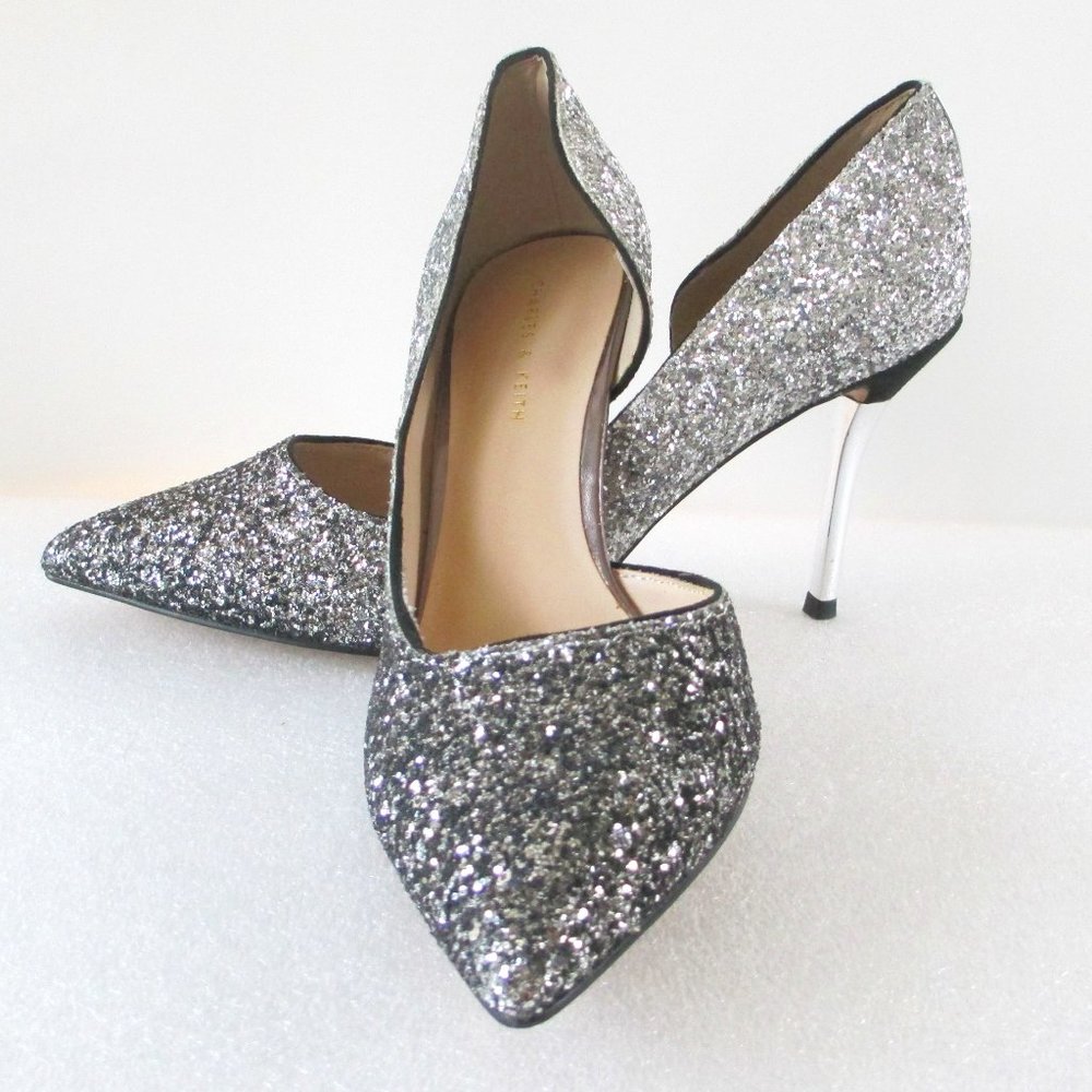 CHARLES & KEITH SILVER GLITTER PUMPS